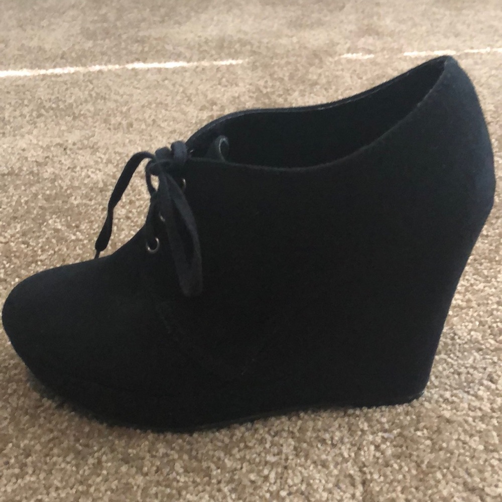 Wedges - Picture 2 of 3